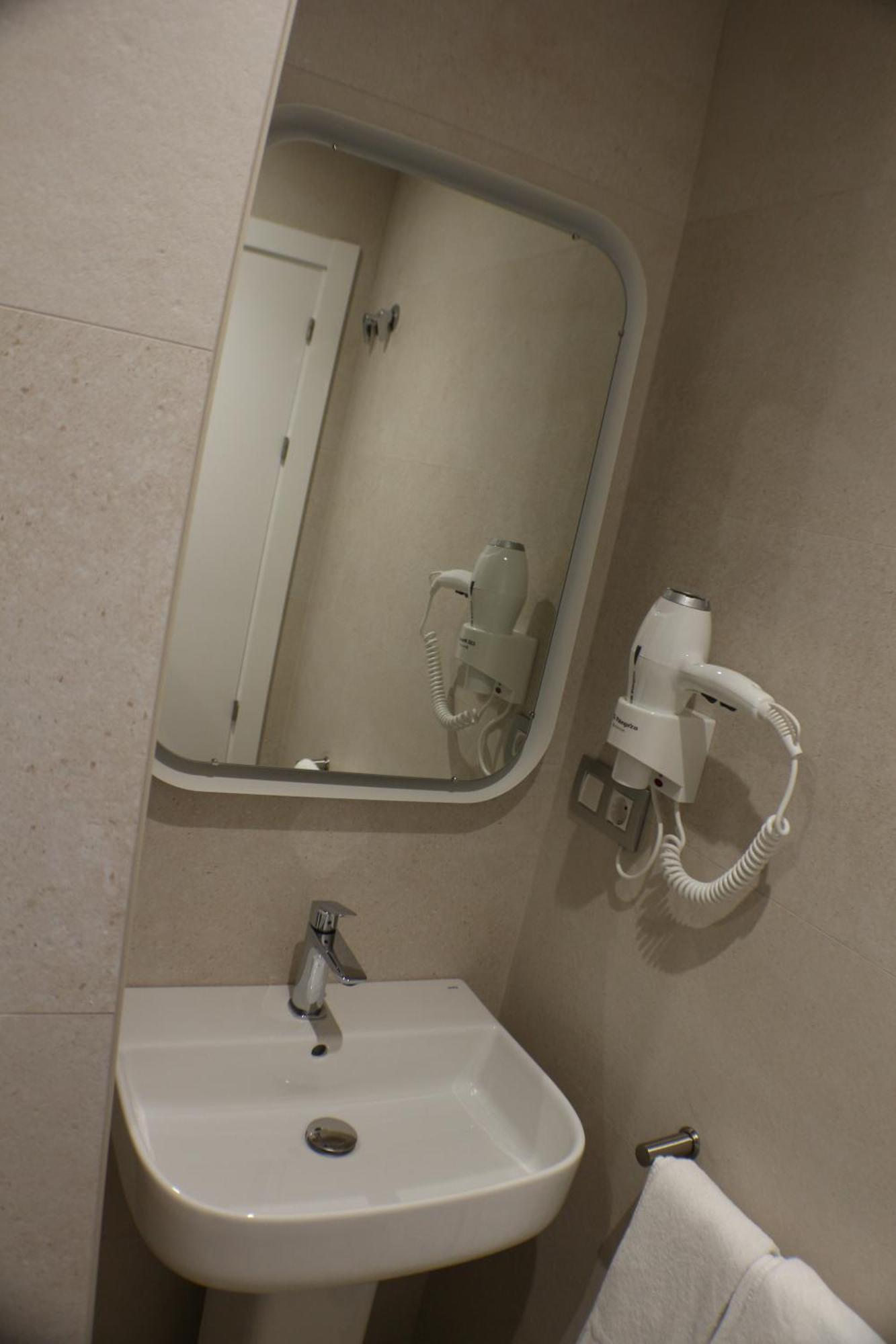 Apartamentos Picos De Europa Santander Extérieur photo